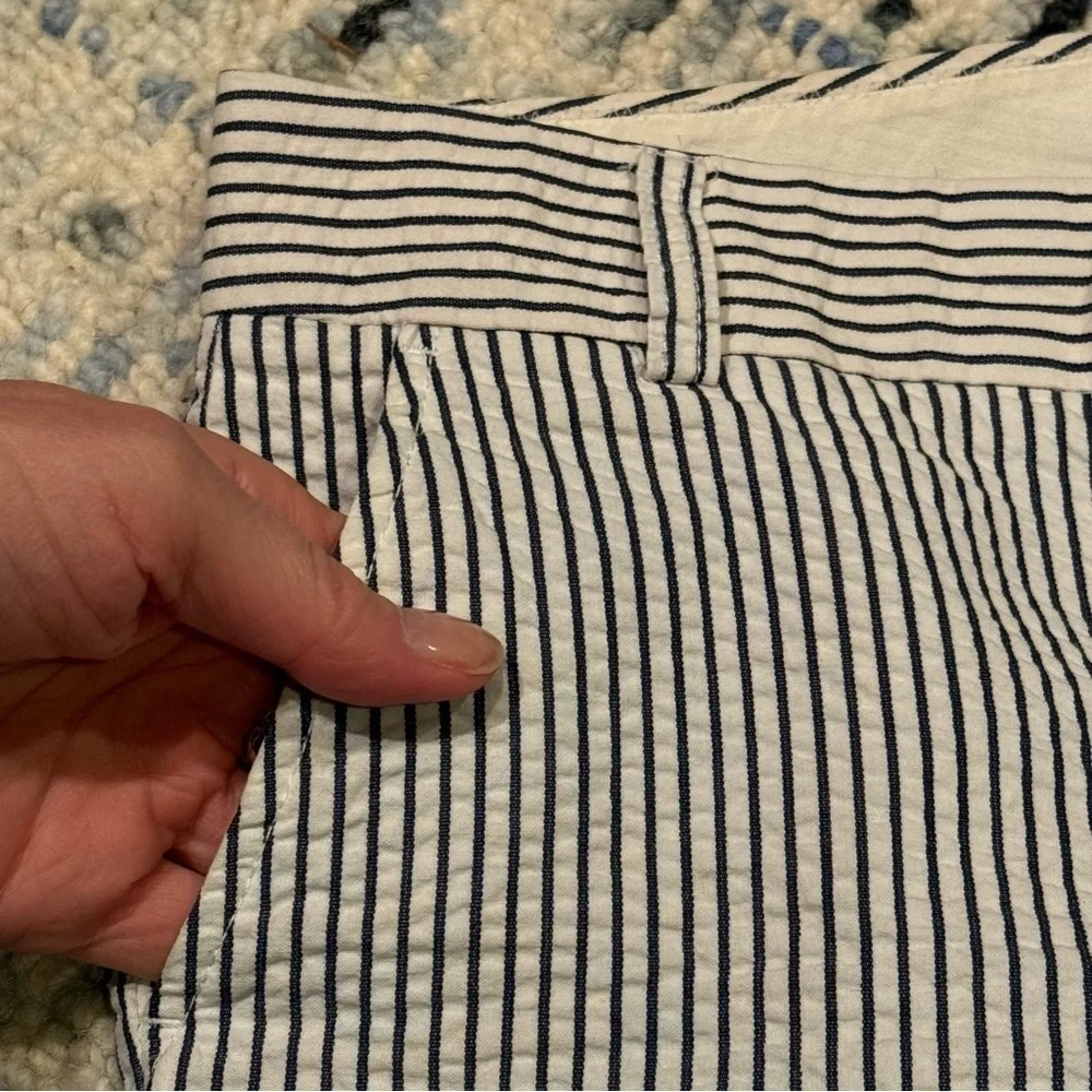 J Crew City Fit Seersucker Striped Flare Pants, Size 6 - Picture 12 of 16